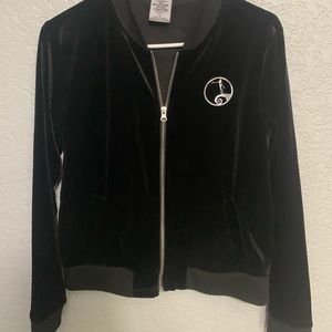 Velvet nightmare before Christmas